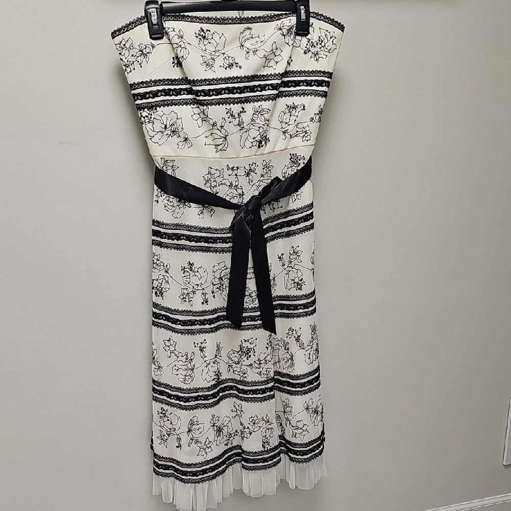 Elegant Black and White Floral Dress